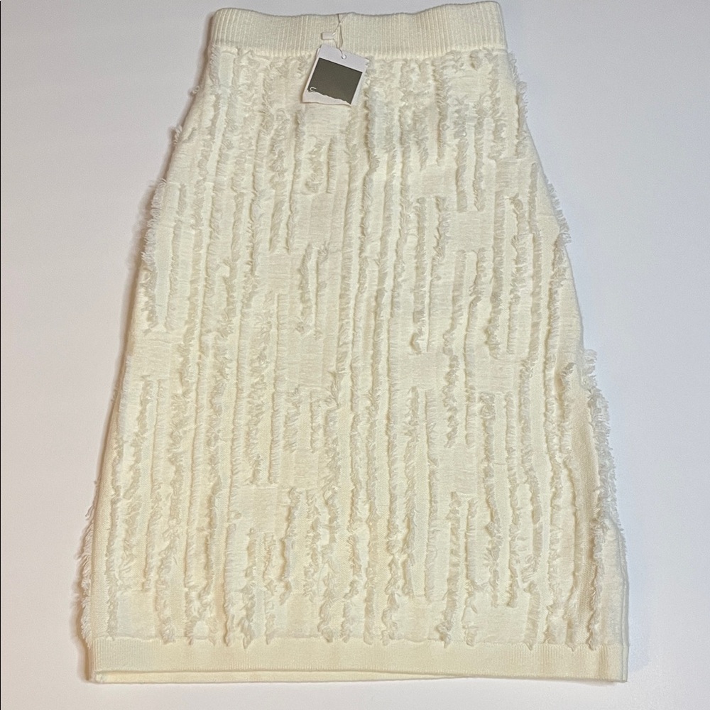Urban Revivo. Cream. Sweater. Fringed. Pencil Skirt. XS. NWT.